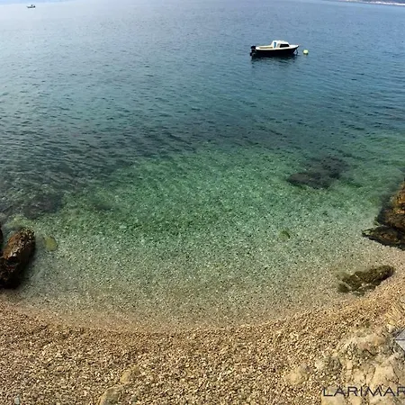 アパート Larimar Penthouse