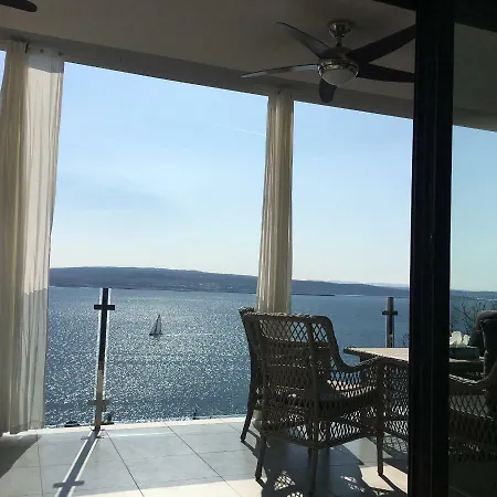 Larimar Penthouse Crikvenica